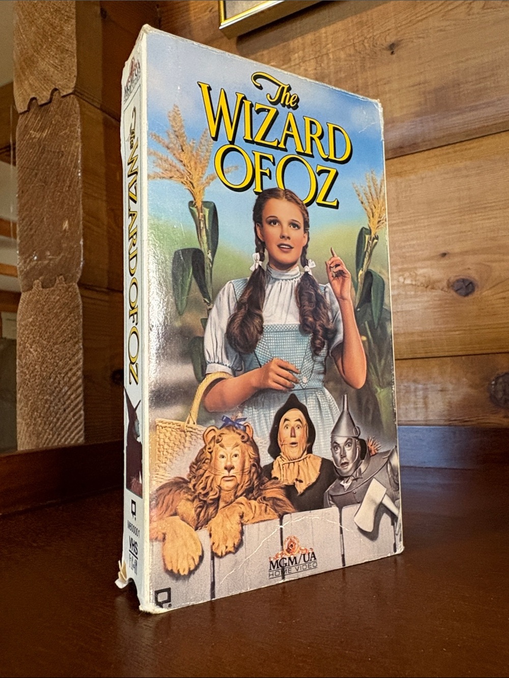 1939 MGM/UA Home Video VHS “The Wizard Of Oz”